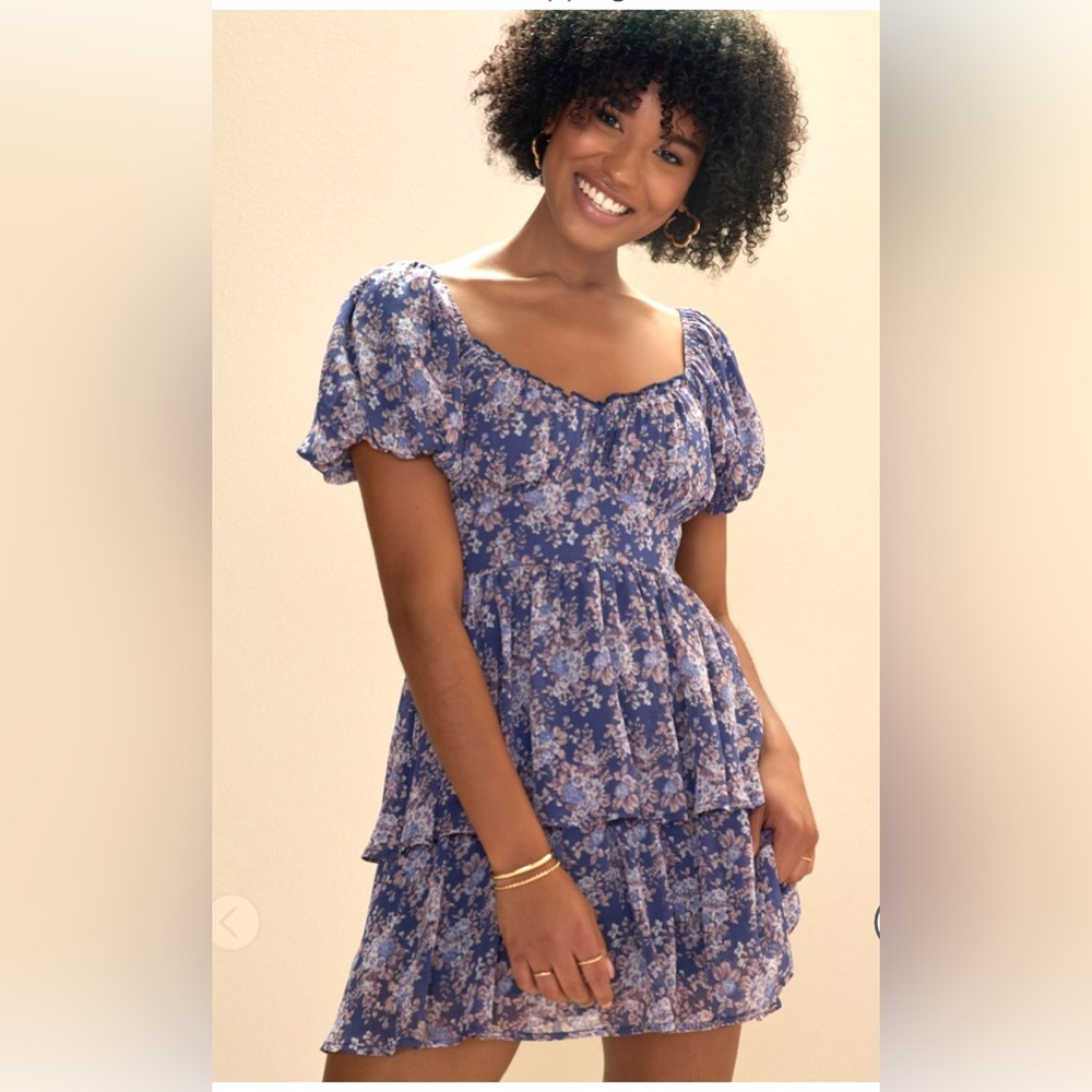 Francesca’s dress floral blue and purple tiered mini with puff sleeves
